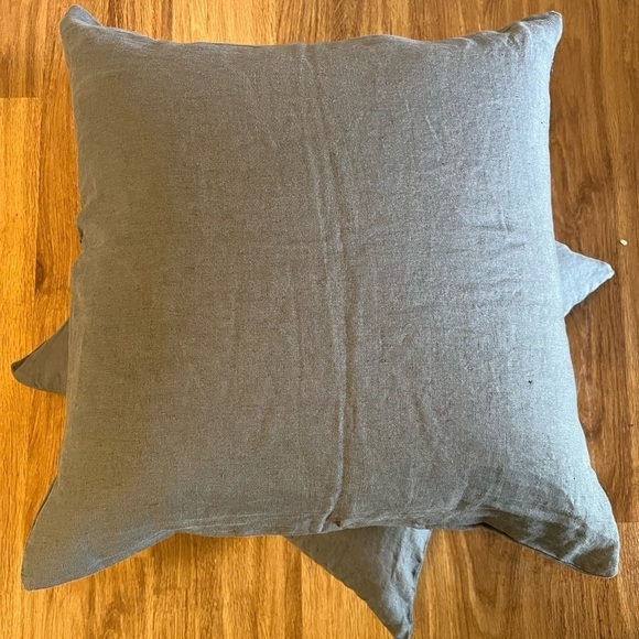 FERN 100% Linen Pillow Covers Charcoal Gray 20 in.² Accent Pillowcase - Picture 4 of 13